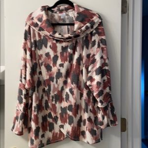 LuLaRoe Kirsten XL top